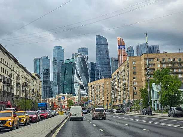 Проверенные сайты и приложения для поиска жилья